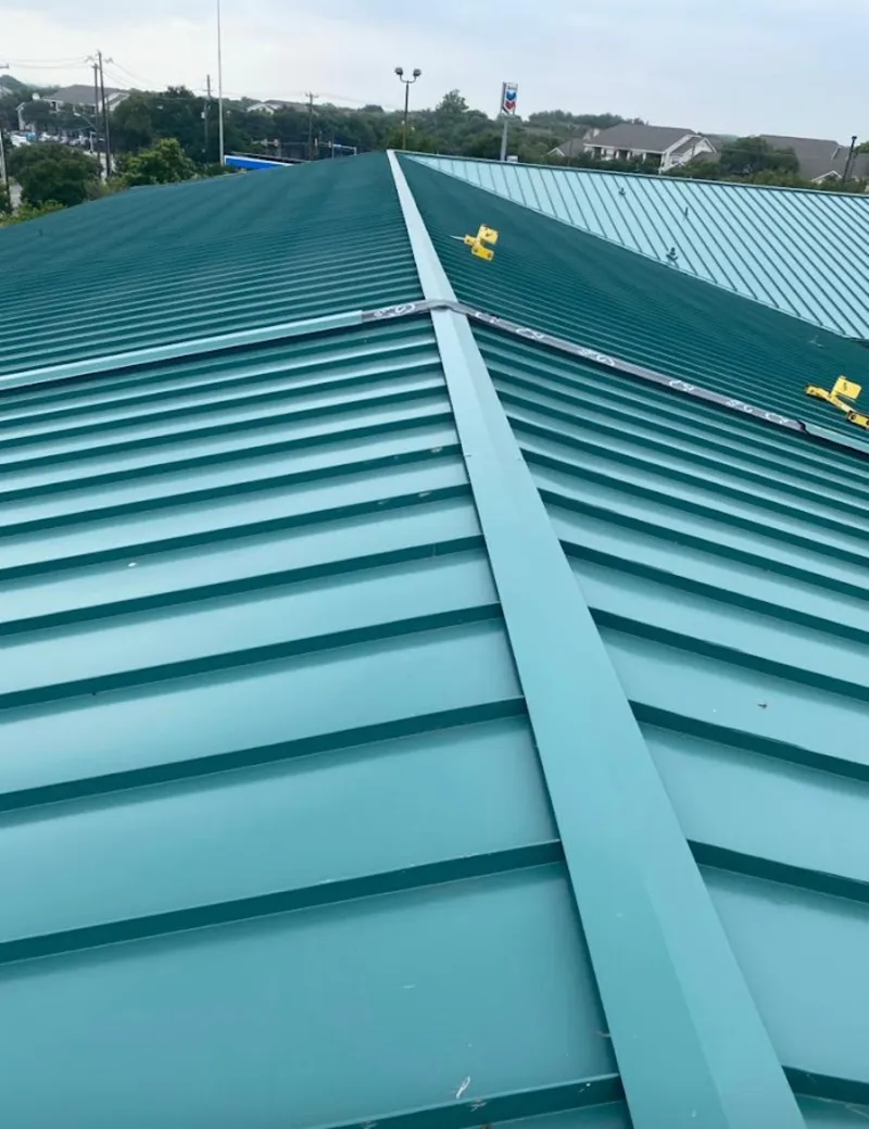 Green commercial metal roof ridge and valley for Metal Roof Repair in Farragut